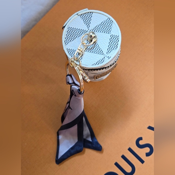 New Small Case with ribbon - Picture 5 of 6